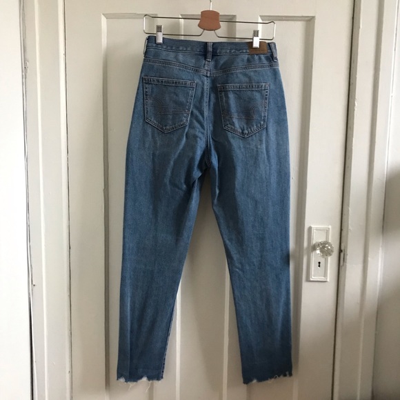 American Eagle Mom jean - Picture 3 of 5